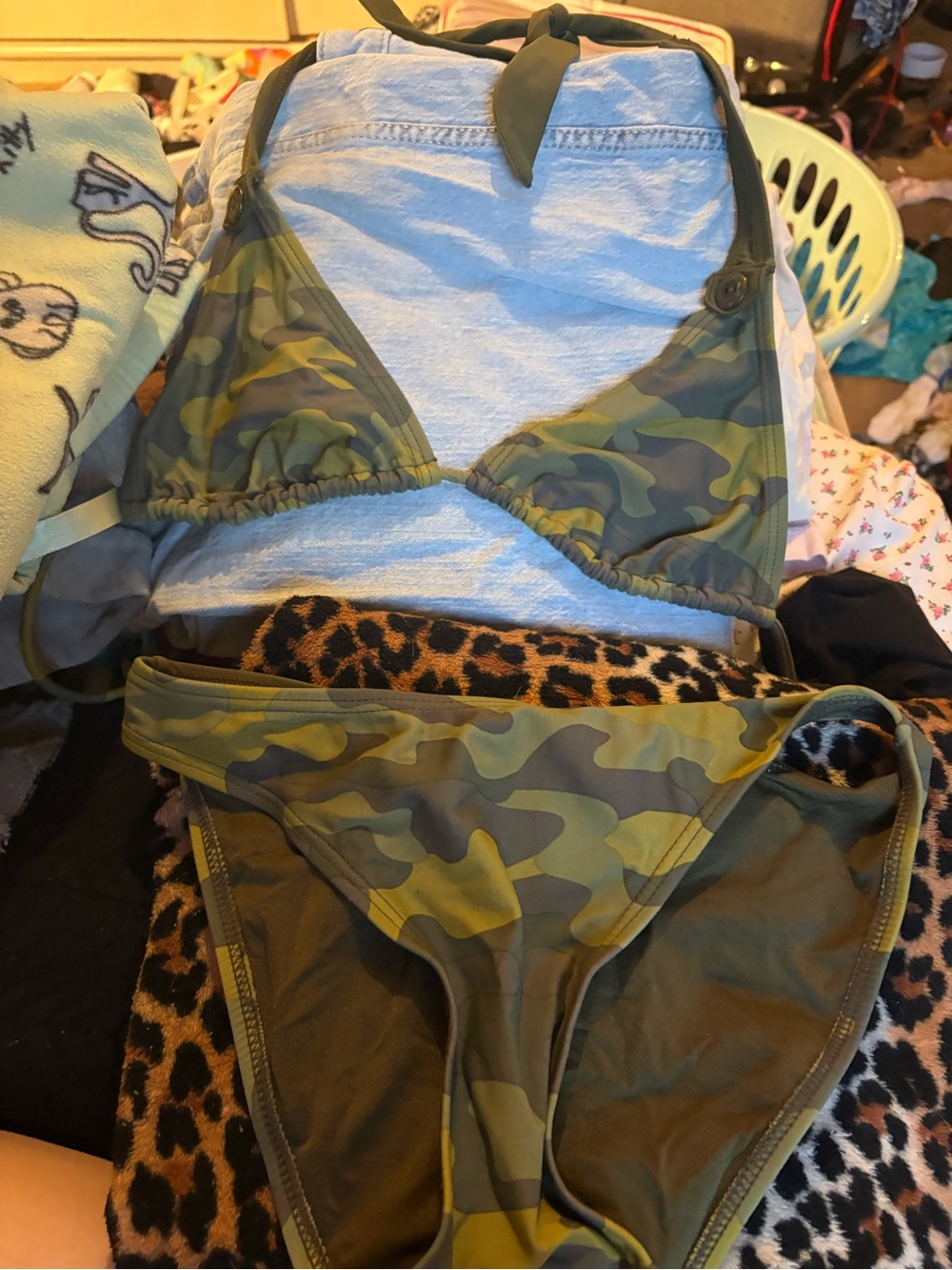 Camo Triangle Bikini Set tramp stamp back.
